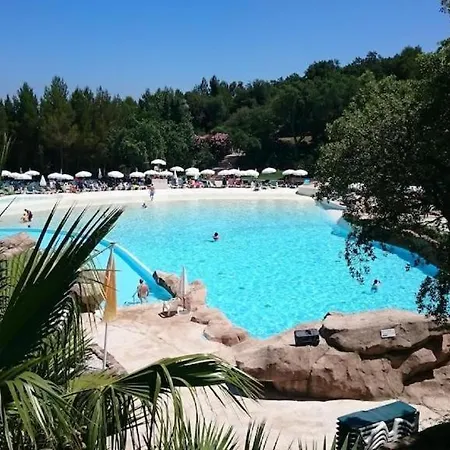 Les Restanques Maison De La Pinede 2