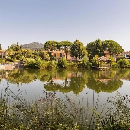 Les Restanques Maison De La Pinede 2 *