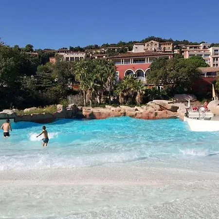 Les Restanques Maison De La Pinede 2 *