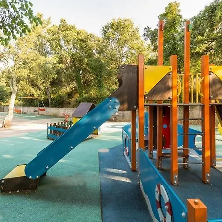 Les Restanques Maison De La Pinede 2 בית נופש גרימו