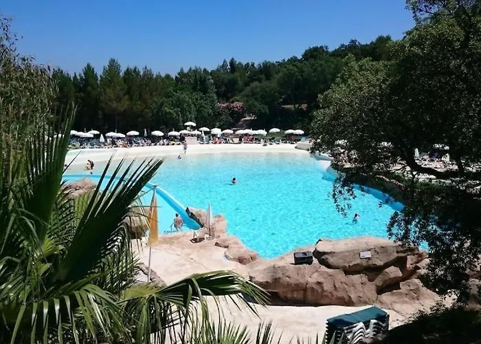 Les Restanques Maison De La Pinede 2