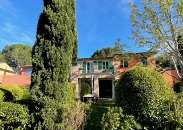 Les Restanques Maison De La Pinede 2