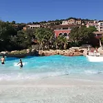 Les Restanques Maison De La Pinede 2 *