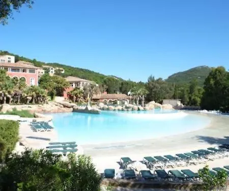 Holiday home Les Restanques Maison De La Pinede 2 Grimaud